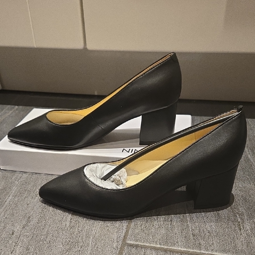 Nine West Black Block Heels - Picture 1 of 7